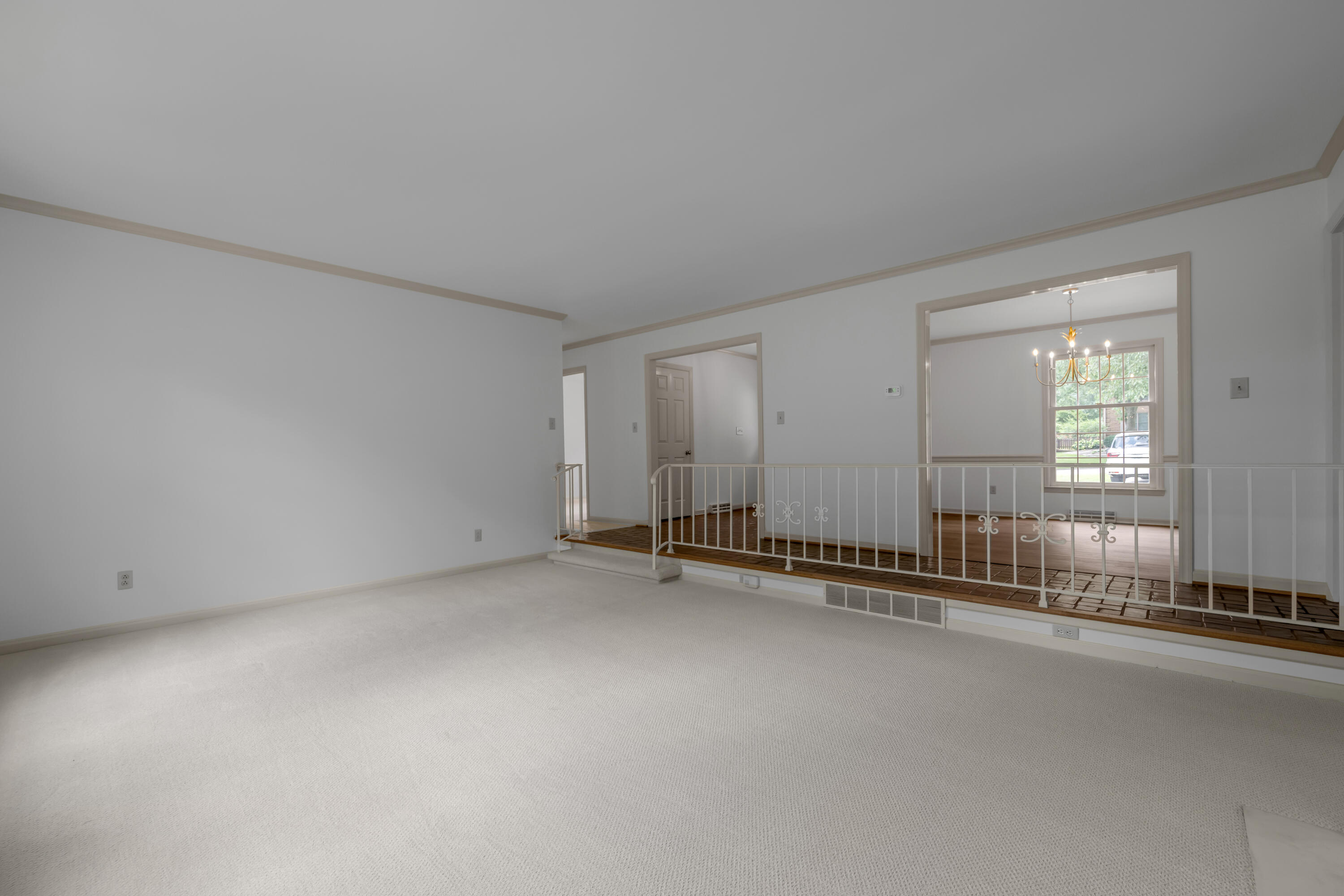 924 Chinoe Road Lexington, KY 40502 - Photo 9 of 70 Formal Living Room