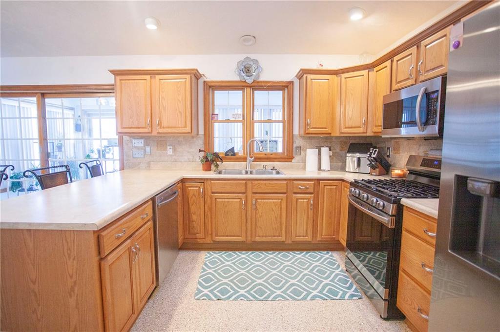 1203 Bailey Farm Road Greensburg, PA 15601 - Photo 10 of 38