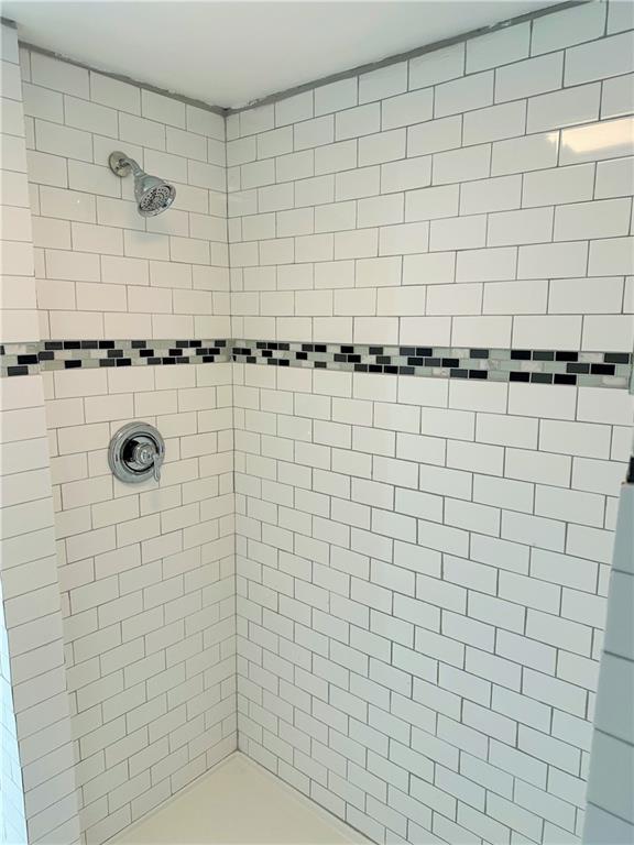 308 West Cherry Street New Castle, PA 16102 - Photo 25 of 25 a bathroom with a shower