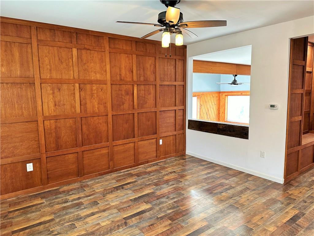 308 West Cherry Street New Castle, PA 16102 - Photo 8 of 25 a view of an empty room with a window