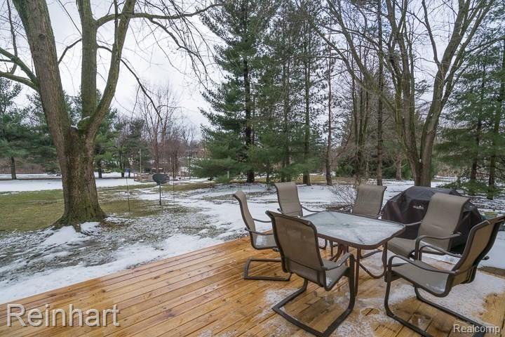 307 West Bemis Road Saline, MI 48176 - Photo 35 of 38 1i.jpg