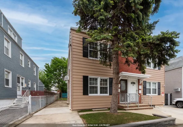 $725,000 | 32 Kelly Parkway, Bayonne, NJ 07002