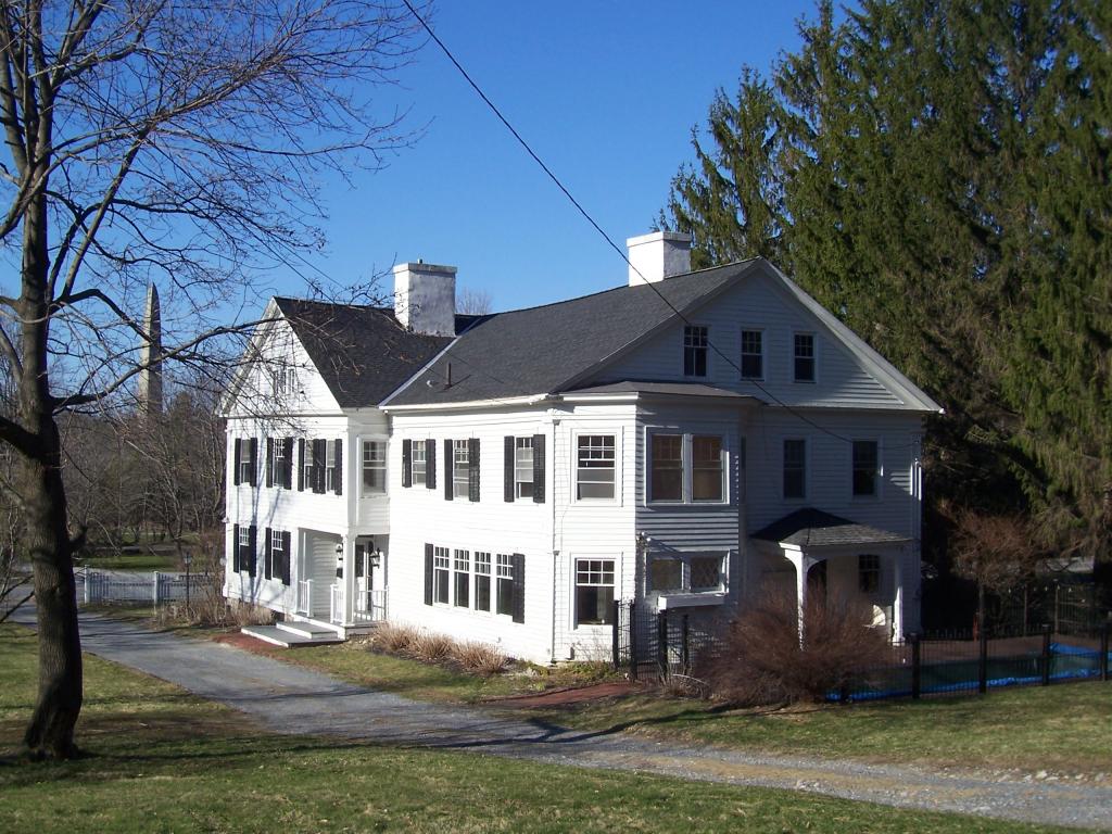40 West Road Bennington, VT 05201 - Photo 1 of 22