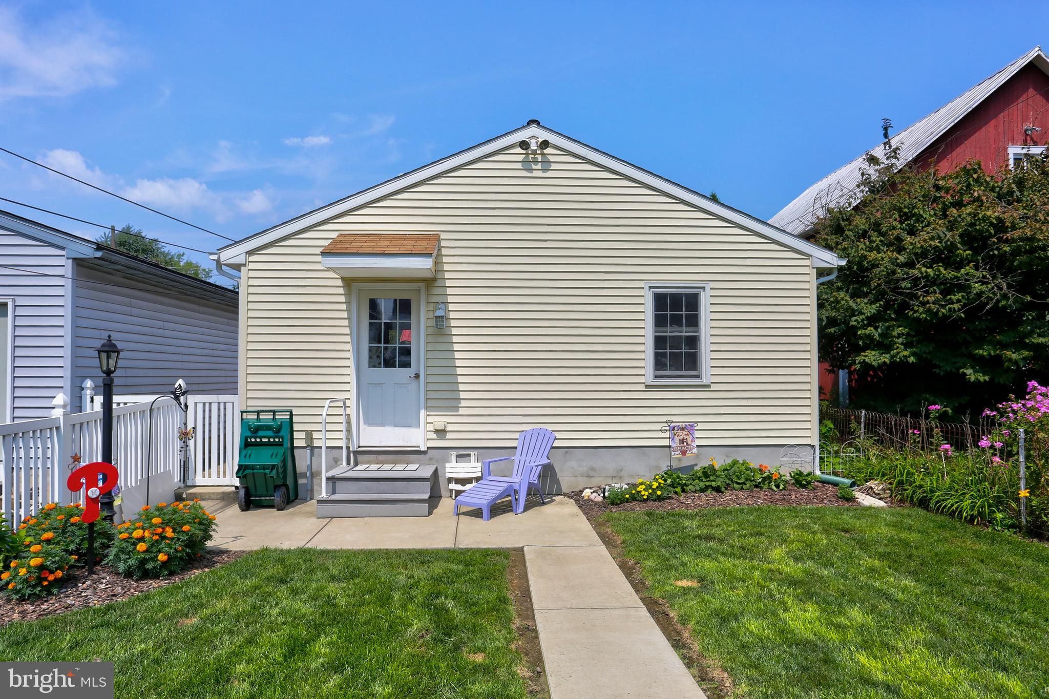 135 Front Street Lititz, PA 17543 - Photo 29 of 30