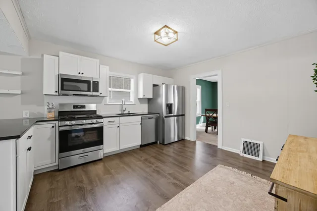 $294,900 | 4921 Penn Avenue North, Minneapolis, MN 55430