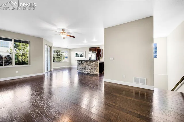 $699,999 | 1148 Seabiscuit Drive, Colorado Springs, CO 80921