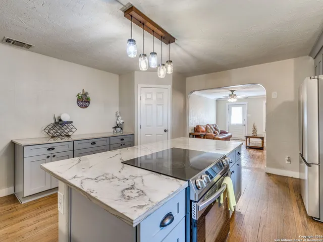 $690,000 | 17188 Wildhorse Pass, Marion, TX 78124