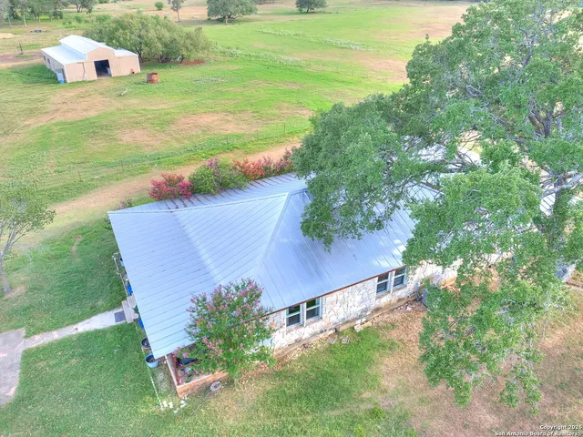 $690,000 | 17188 Wildhorse Pass, Marion, TX 78124