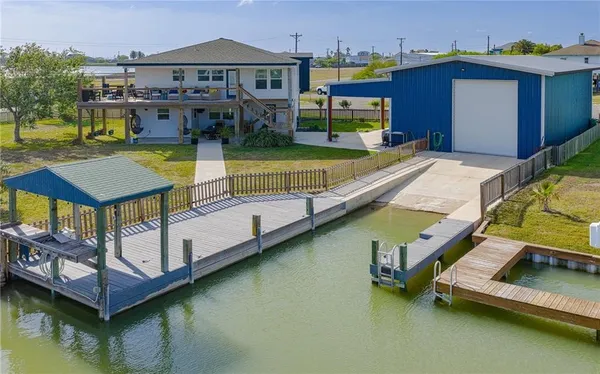 $950,000 | 101 Quail Drive, Rockport, TX 78382