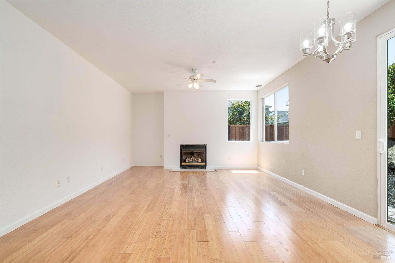 1715 Spur Ridge Lane Healdsburg, CA 95448 - Photo 11 of 39