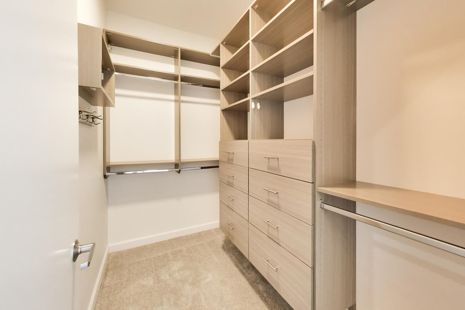1629 South Prairie Avenue, Unit 805 Chicago, IL 60616 - Photo 27 of 52 Gallery Image 27