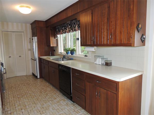 4 Powderhill Road Canton, MA 02021 - Photo 8 of 21 Gallery Image 8