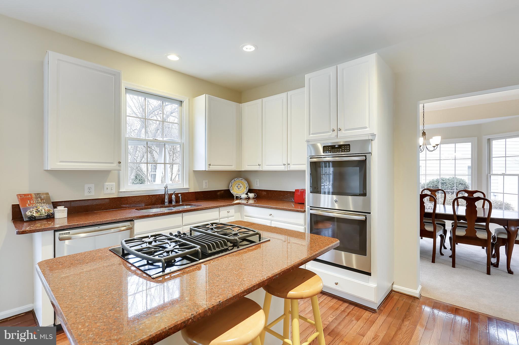 11402 Night Star Way Reston, VA 20194 - Photo 12 of 30 Kitchen