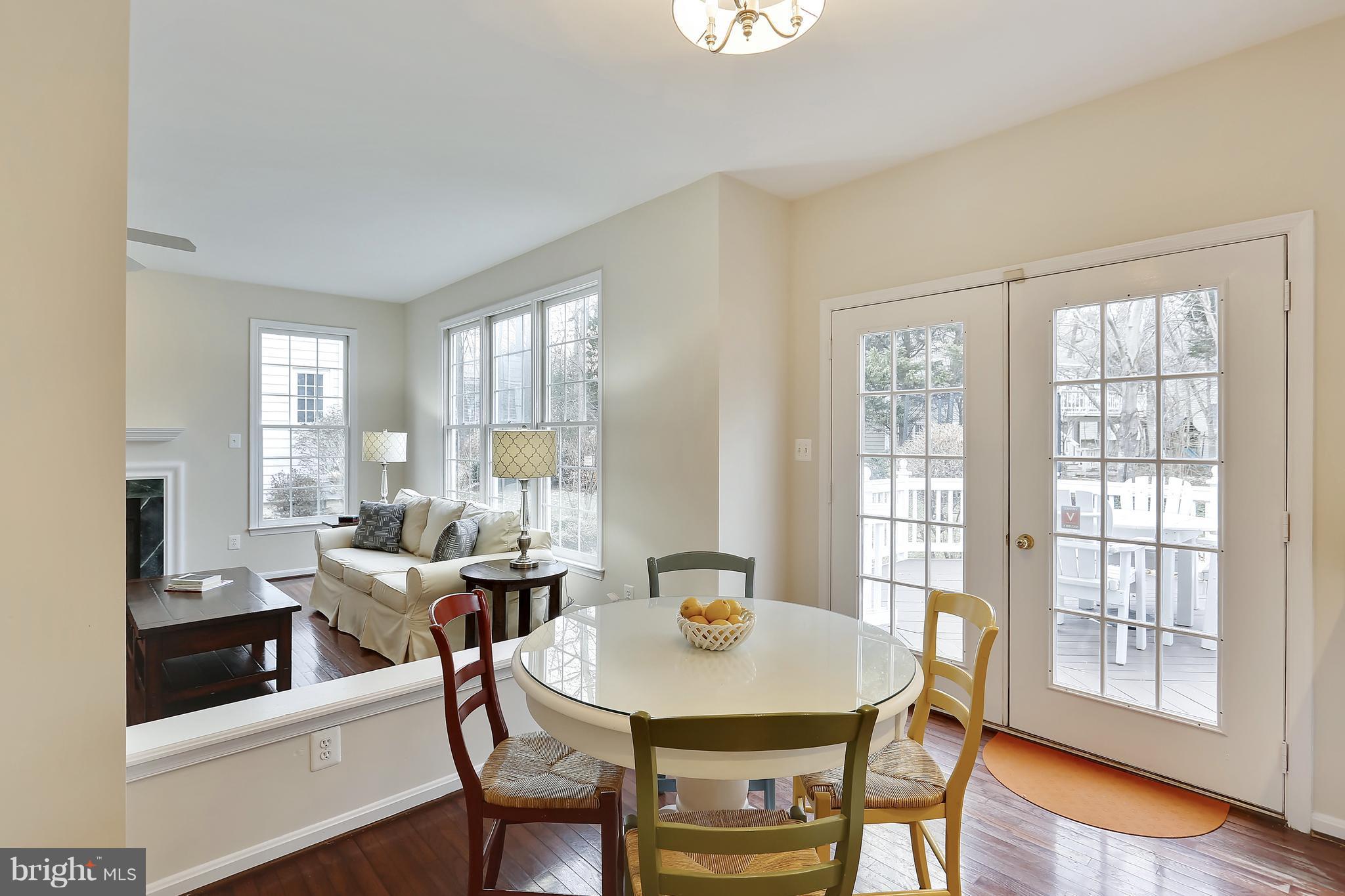11402 Night Star Way Reston, VA 20194 - Photo 7 of 30 Breakfast Room opens to deck