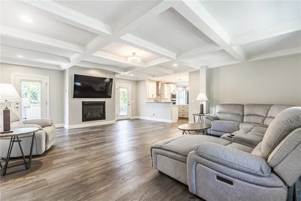 $449,900 | 8437 Roosevelt Drive, Royalton, NY 14067