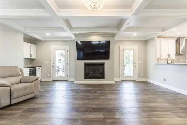 $449,900 | 8437 Roosevelt Drive, Royalton, NY 14067