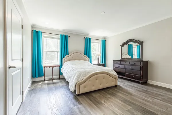 $449,900 | 8437 Roosevelt Drive, Royalton, NY 14067