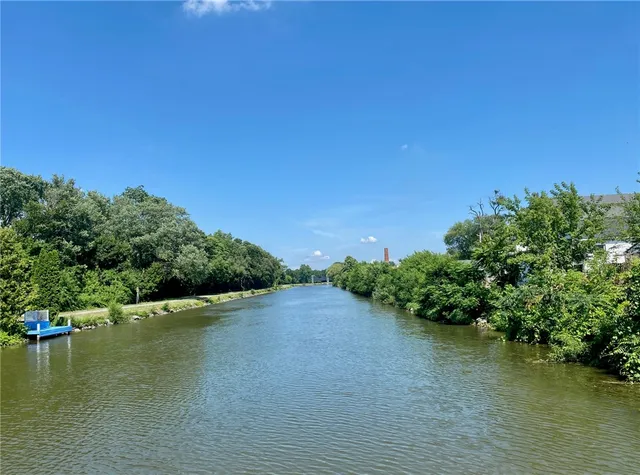 $449,900 | 8437 Roosevelt Drive, Royalton, NY 14067