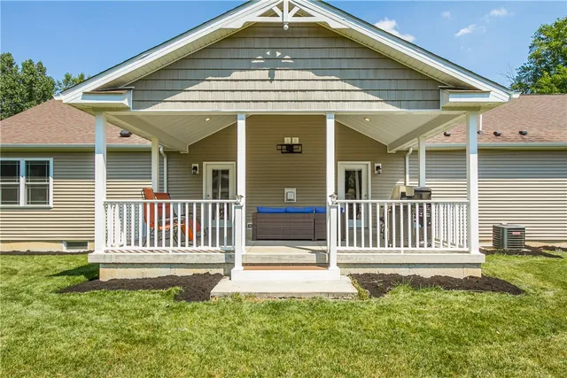 $449,900 | 8437 Roosevelt Drive, Royalton, NY 14067