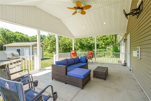 $449,900 | 8437 Roosevelt Drive, Royalton, NY 14067