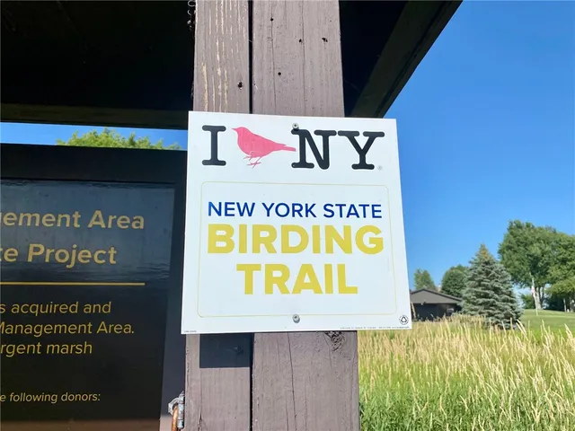 $449,900 | 8437 Roosevelt Drive, Royalton, NY 14067