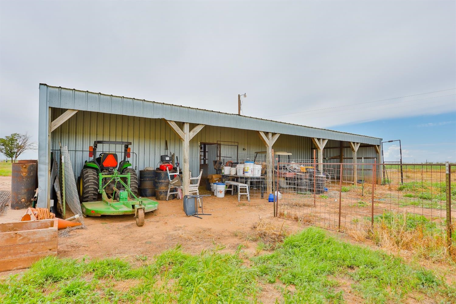 2400 Iowa Road Levelland, TX 79336 - Photo 7 of 50 Photo 7