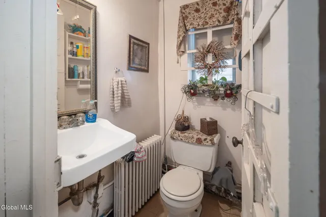 $449,000 | 107 Railroad Avenue, Middleburgh, NY 12122