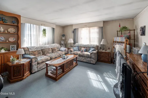 $429,000 | 107 Railroad Avenue, Middleburgh, NY 12122