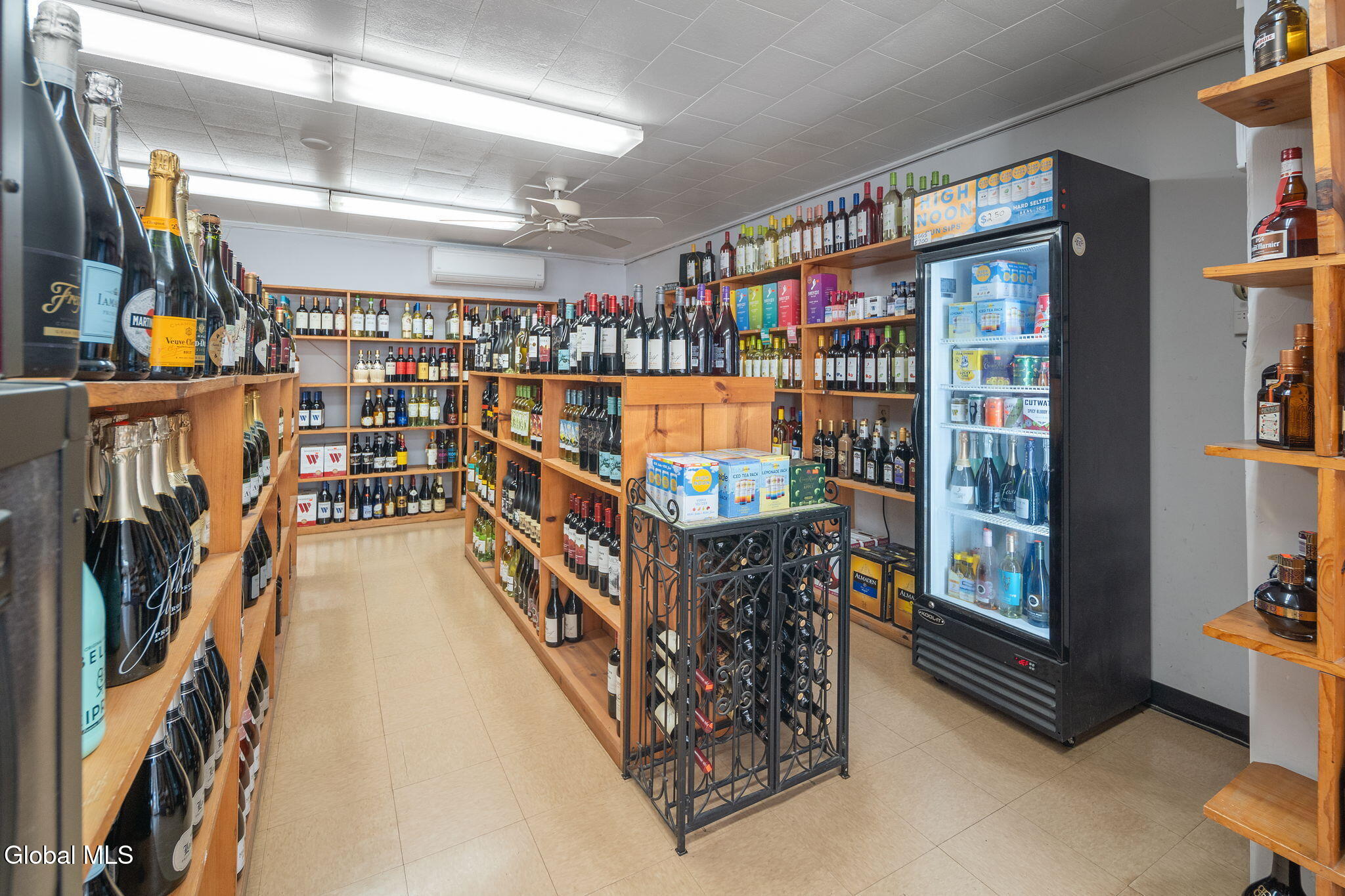 107 Railroad Avenue Middleburgh, NY 12122 - Photo 9 of 49 9-107RailroadAve_09