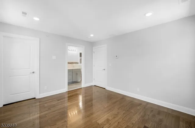 $2,550 | 146 North 15th Street, Unit 2, East Orange, NJ 07017