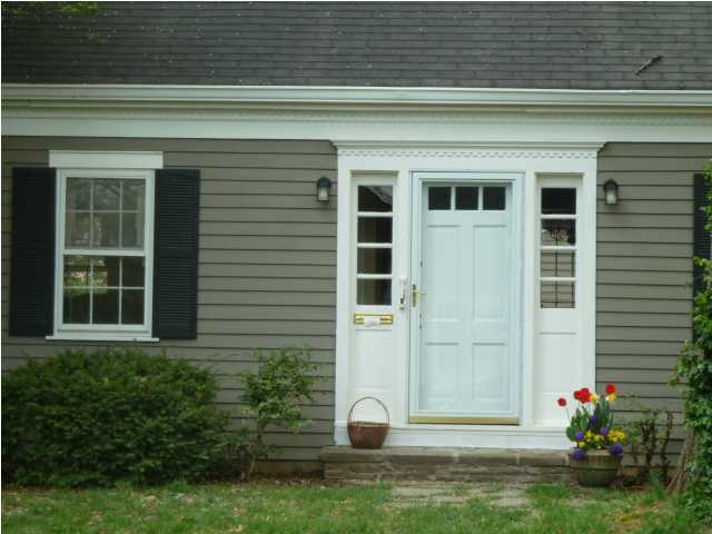 4023 Ormond Road Louisville, KY 40207 - Photo 2 of 16 Additional Photo
