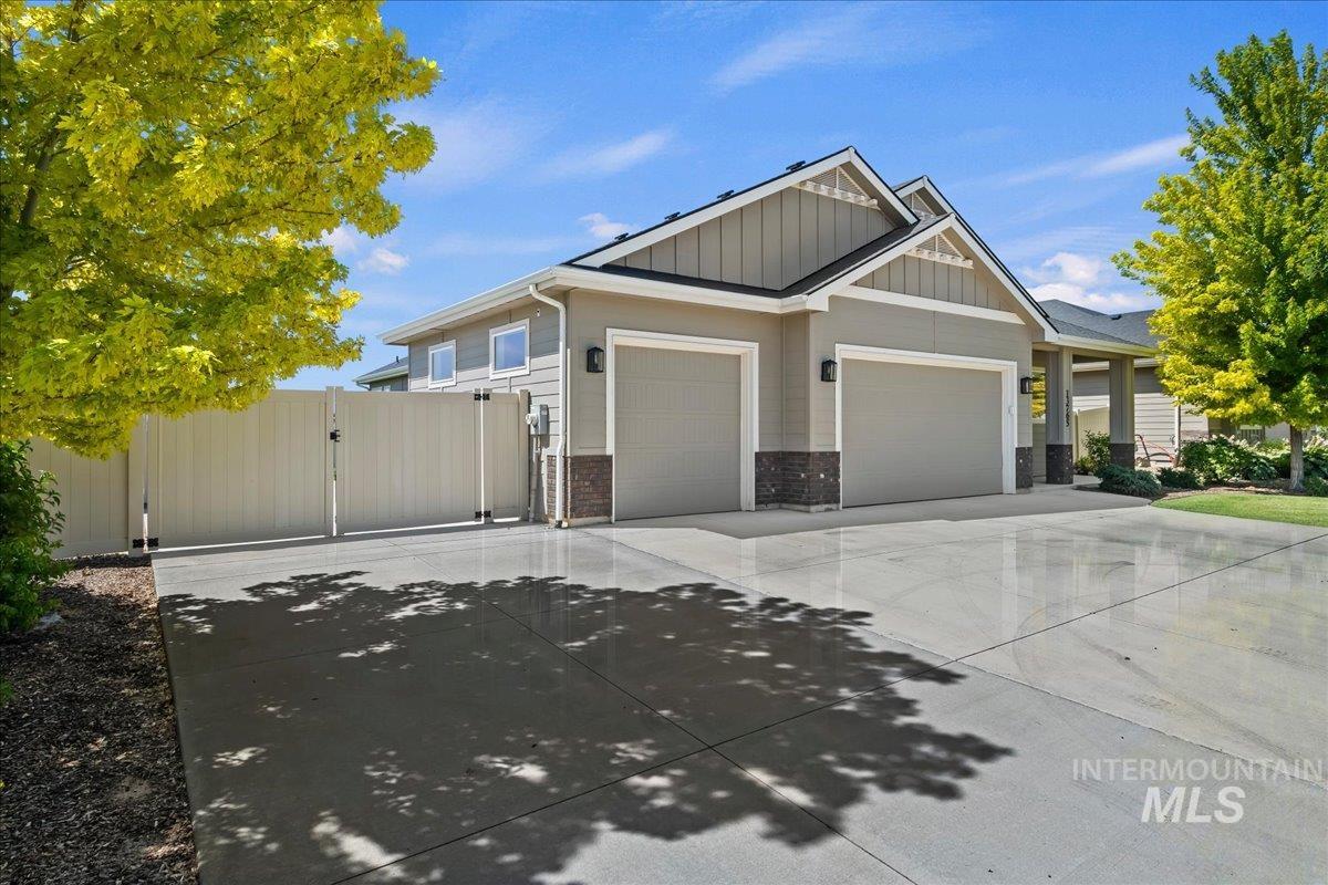 13765 Pillar Rock Street Caldwell, ID 83607 - Photo 2 of 30