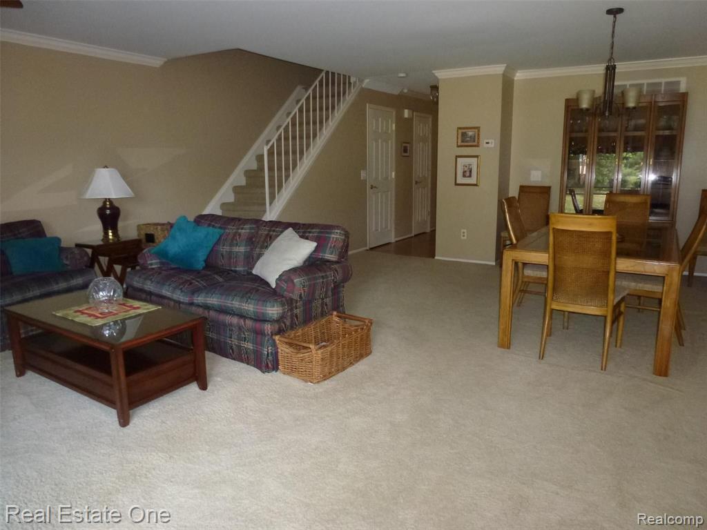 570 Tennyson, Unit 78 Rochester Hills, MI 48307 - Photo 6 of 35