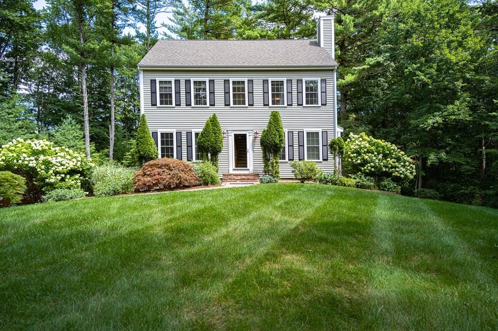 312 R Bay Road Easton, MA 02356 - Photo 1 of 42 Gallery Image 1