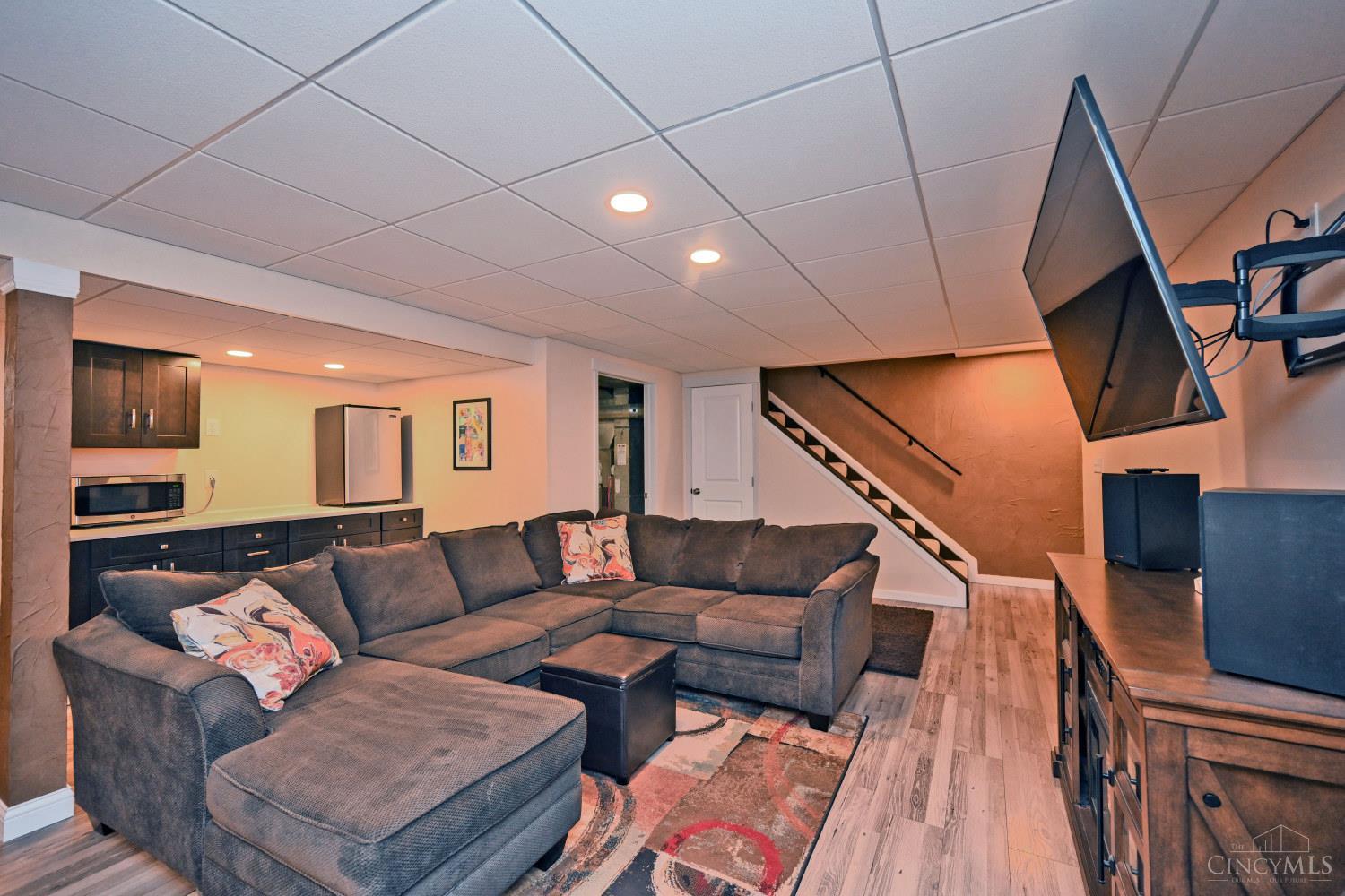 956 8 Mile Road Cincinnati, OH 45255 - Photo 28 of 34