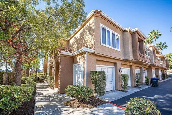 $789,000 | 22845 Orchid Creek Lane, Lake Forest, CA 92630
