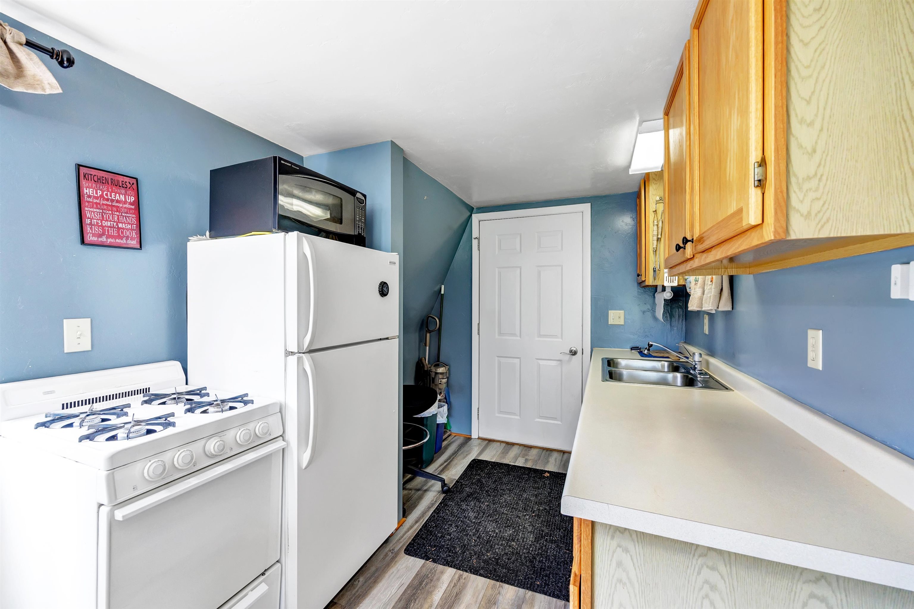 3623 Zirbel Road, Unit 3 Sturgeon Bay, WI 54235 - Photo 21 of 36