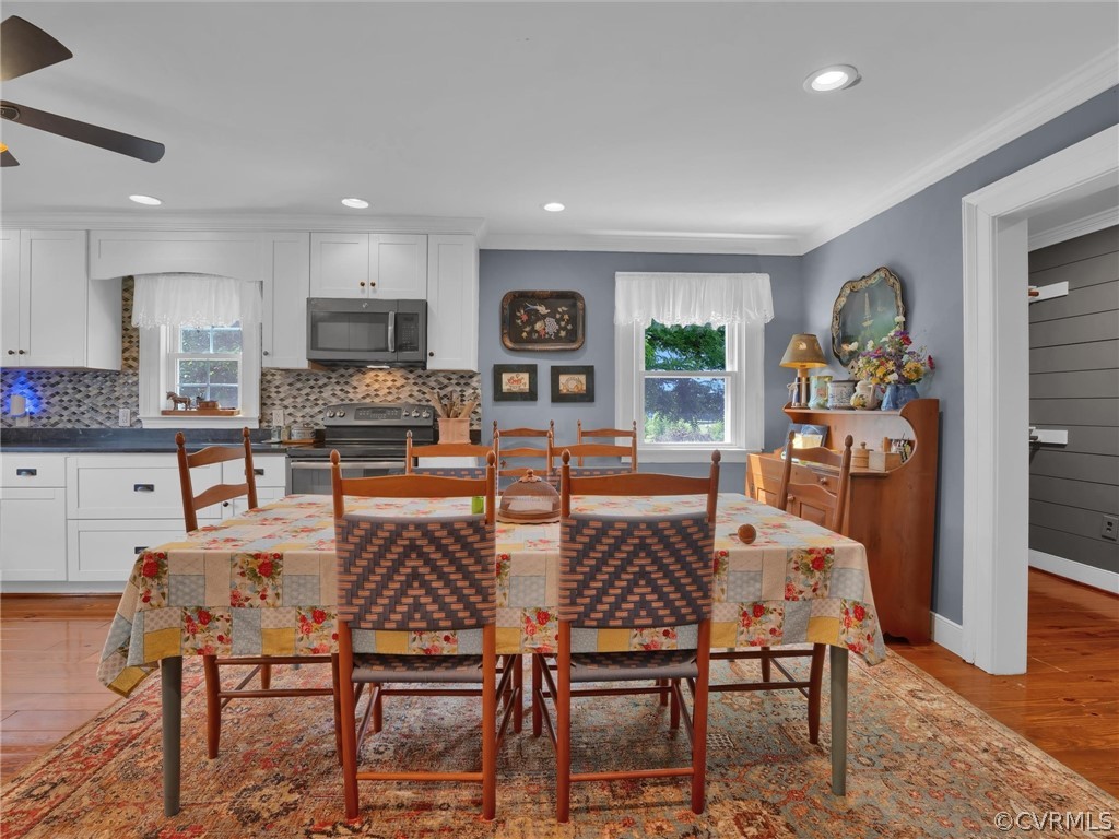 193 Robertsons Siding Road Crewe, VA 23930 - Photo 8 of 47 a view of a dining room with furniture