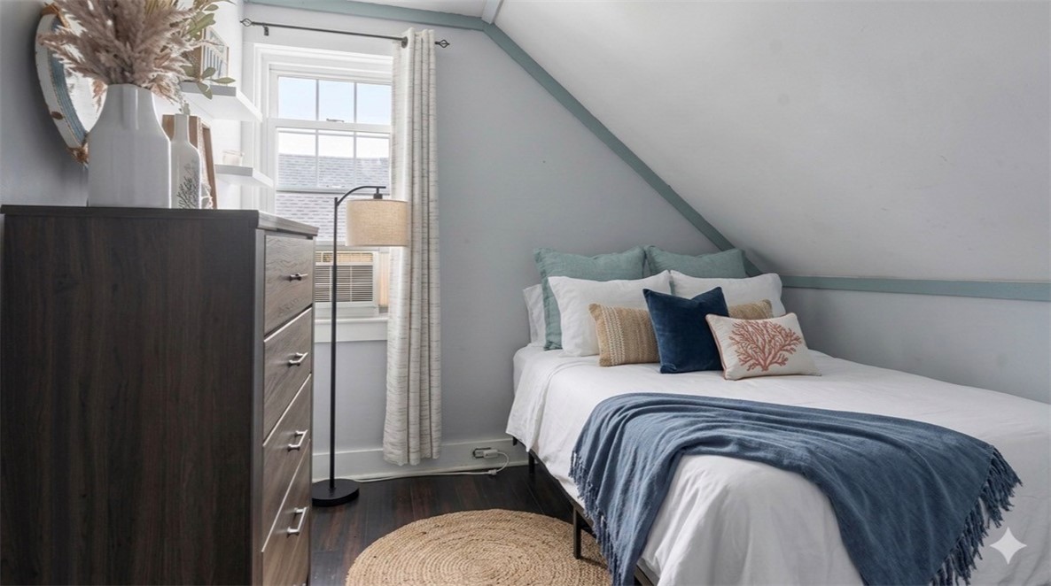 13 Prospect Avenue Narragansett, RI 02882 - Photo 16 of 18 Partial virtual staging