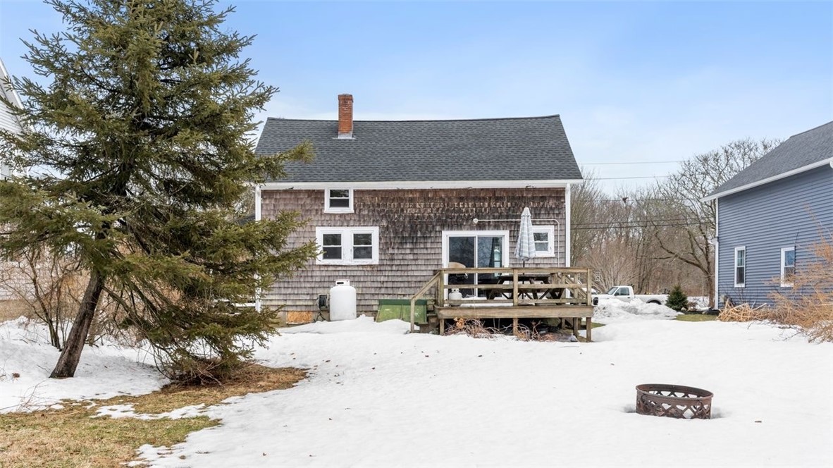 13 Prospect Avenue Narragansett, RI 02882 - Photo 18 of 18