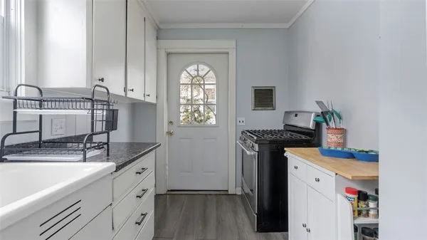 $649,000 | 13 Prospect Avenue, Narragansett, RI 02882