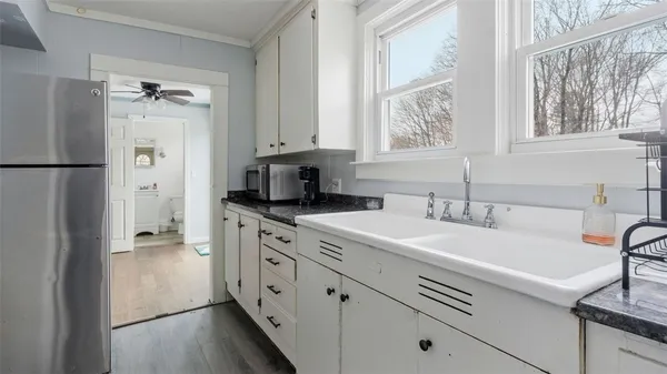 $649,000 | 13 Prospect Avenue, Narragansett, RI 02882