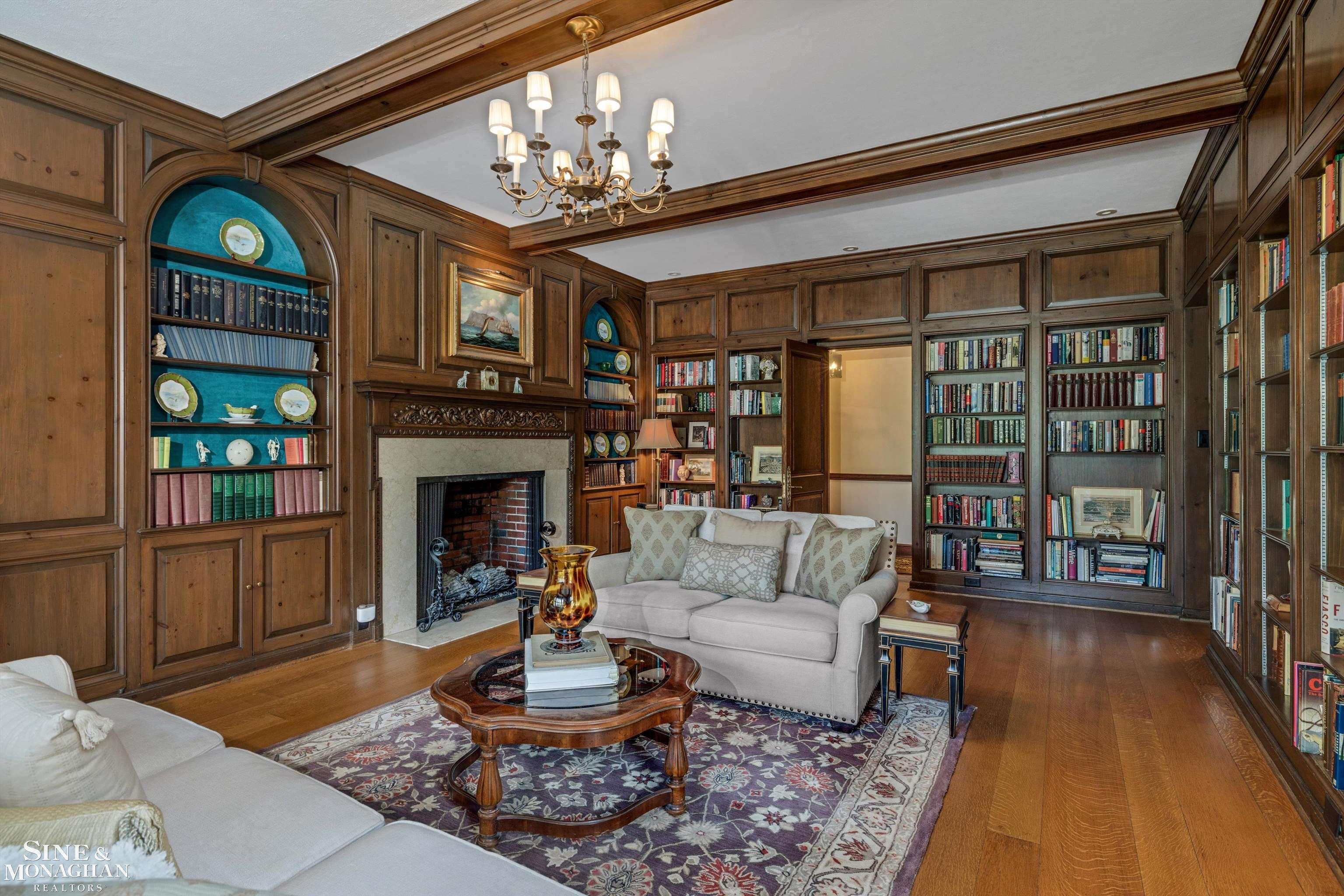 257 Ridge Road Grosse Pointe, MI 48236 - Photo 12 of 47