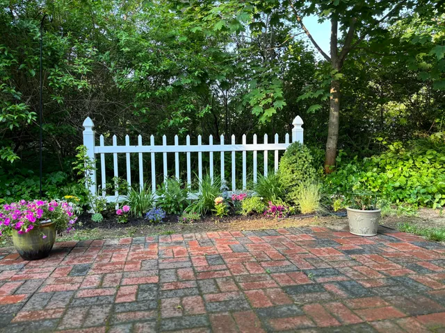 $449,000 | 15 Oakview Drive, Unit 15, Cape Elizabeth, ME 04107