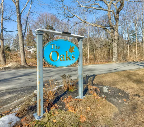 $449,000 | 15 Oakview Drive, Unit 15, Cape Elizabeth, ME 04107