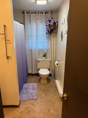 $1,800 | 900 Wallace Street, Unit 2LEFT, Endicott, NY 13760