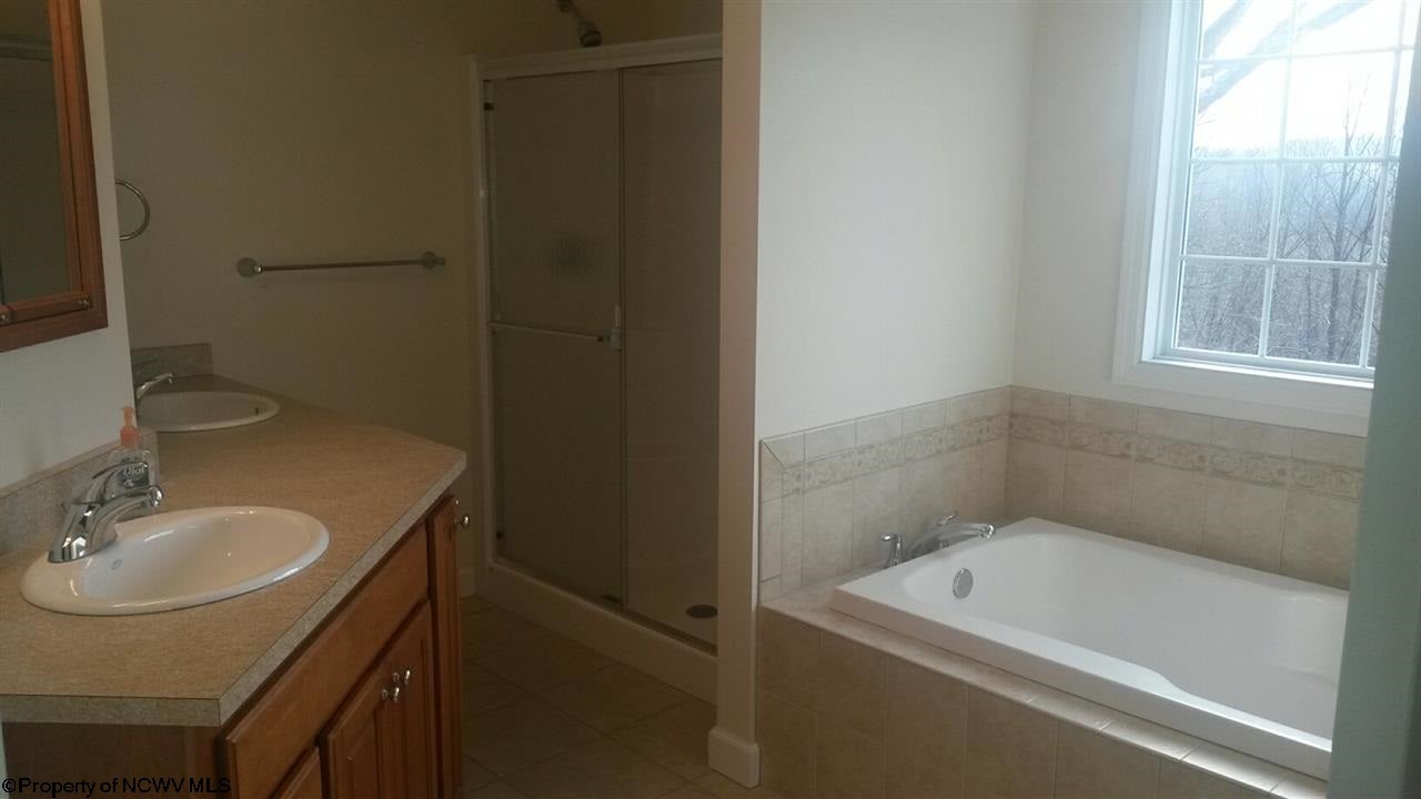 325 Ridgeway Drive Bridgeport, WV 26330 - Photo 8 of 19 Gallery Image 8