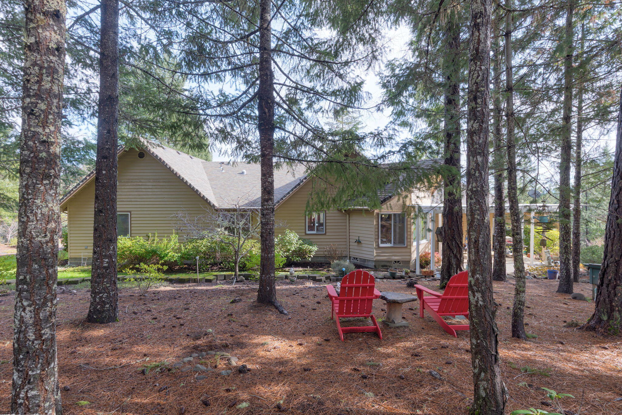 521 Seclusion Loop Grants Pass, OR 97526 - Photo 5 of 93 56-web-or-mls-521-seclusion-loop