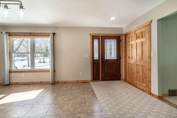 $619,900 | 27757 Oak Point Road, Elbow Lake, MN 56531