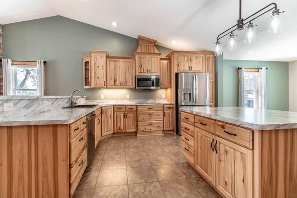 $619,900 | 27757 Oak Point Road, Elbow Lake, MN 56531